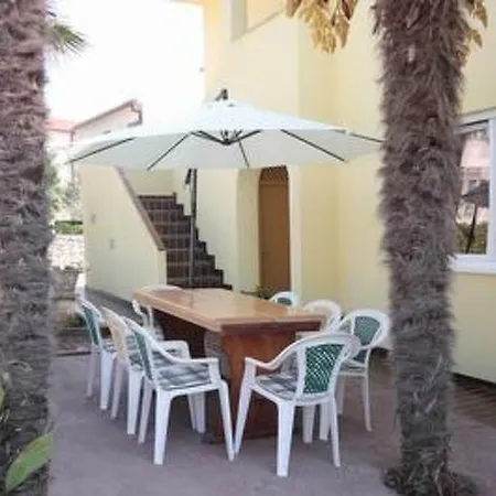 Poppy Apartmán